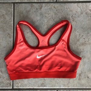 nike kids sports bra